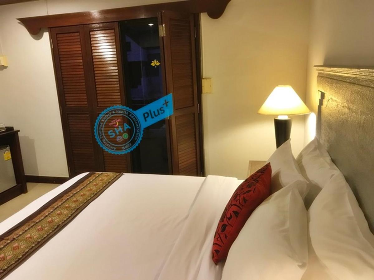 Hotel Le Tanjong House Patong Exterior foto
