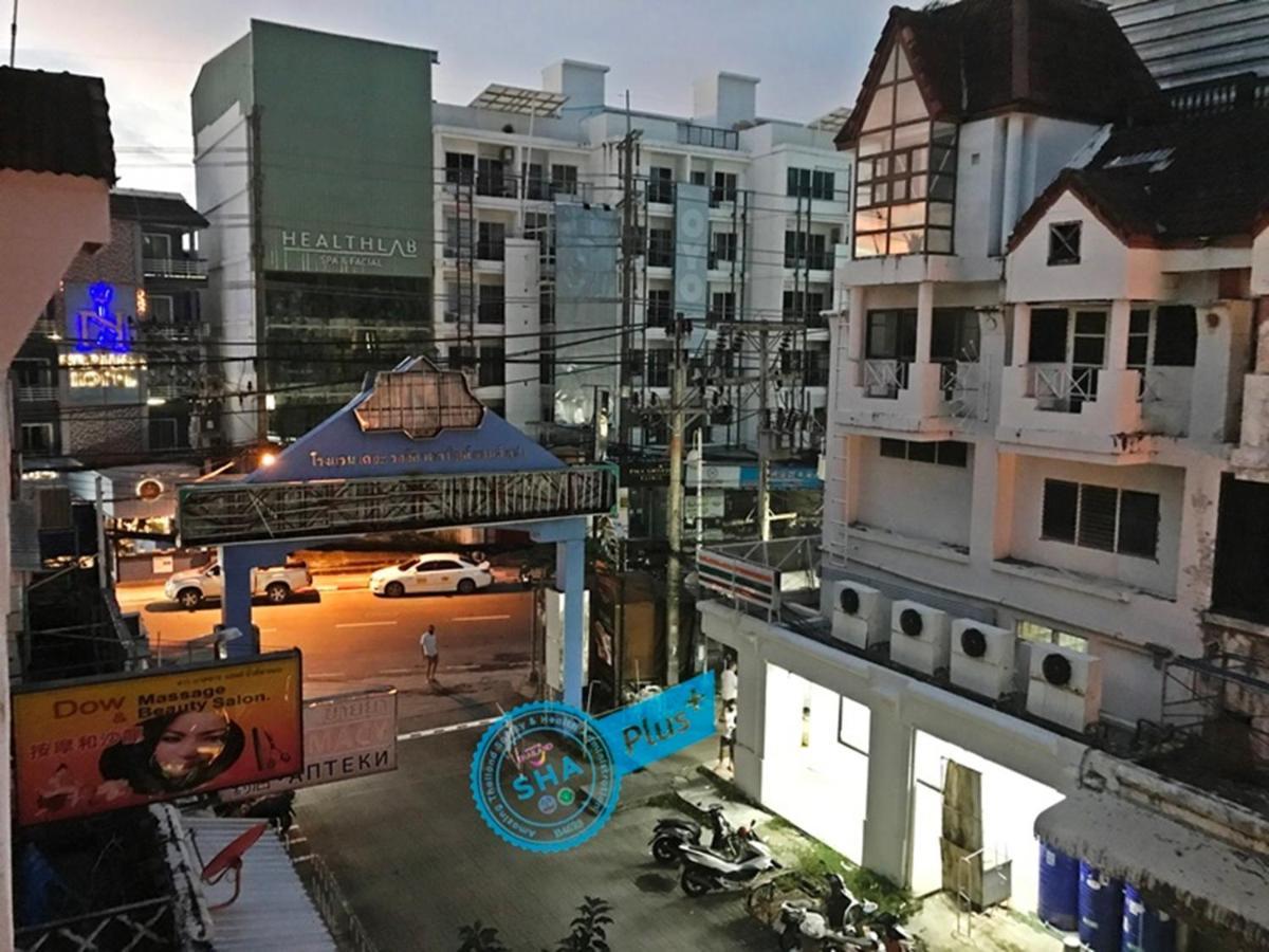 Hotel Le Tanjong House Patong Exterior foto
