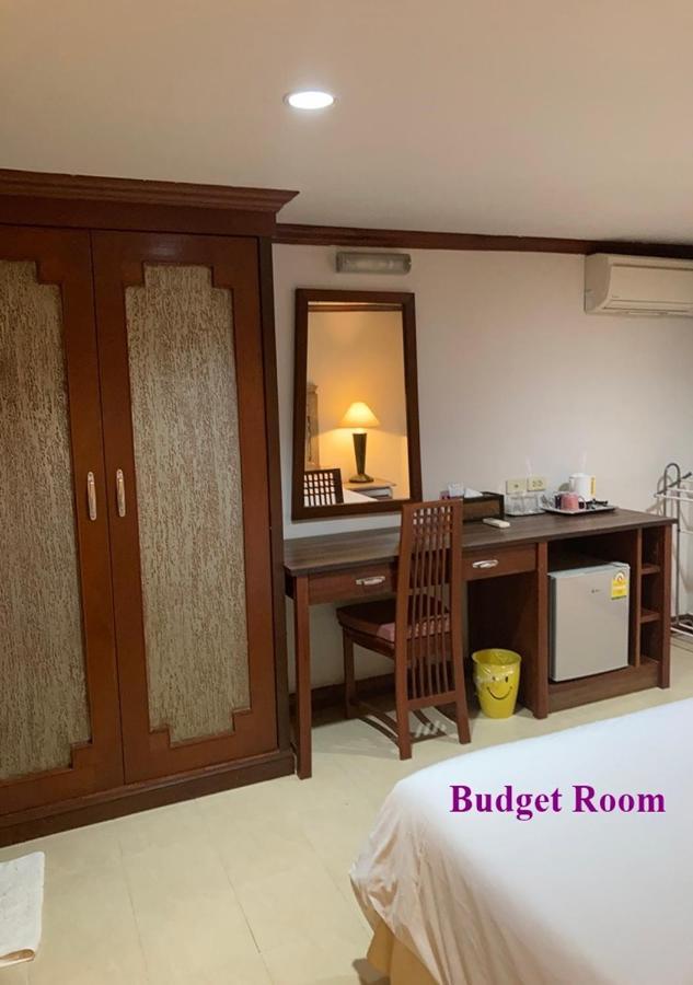 Hotel Le Tanjong House Patong Exterior foto